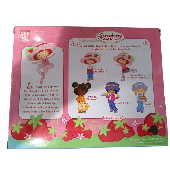 BanDai Berry Cute Girls Berry Ballerina Strawberry Shortcake With Berry Tote - Picture 3 of 4